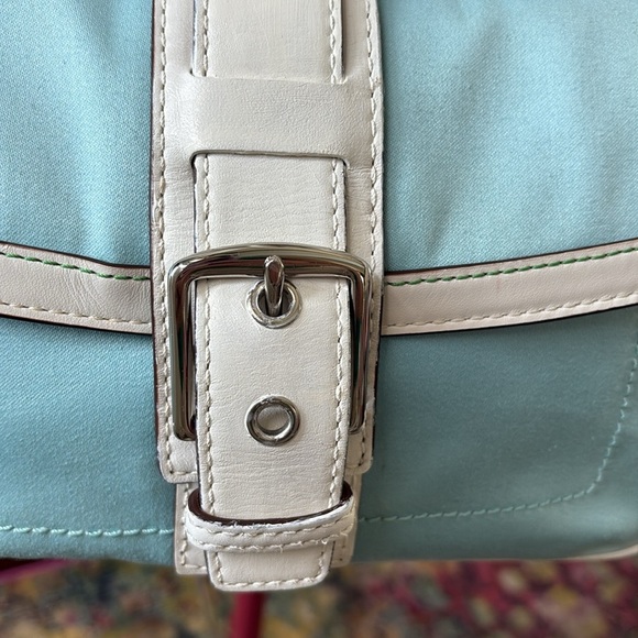Coach Hampton shoulder Crossbody bag light blue canvas white leather trim EUC - Picture 4 of 17